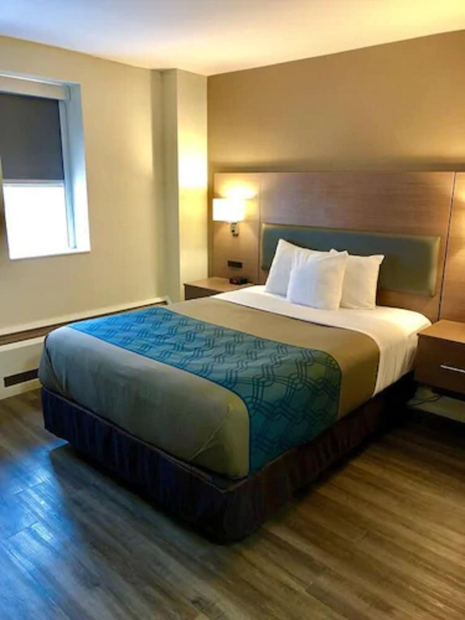 Econo Lodge Inn & Suites Downtown Toronto Eksteriør bilde