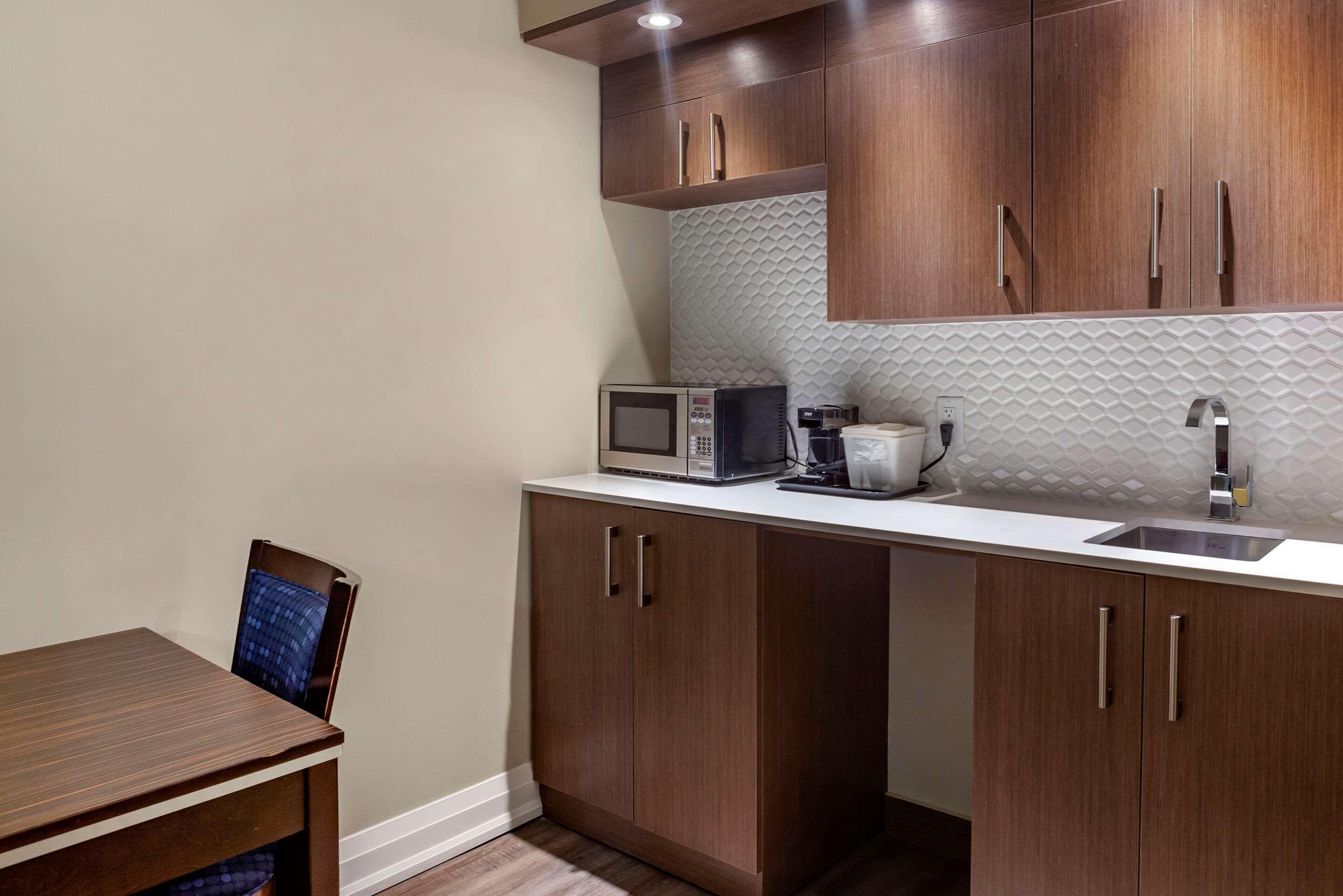 Econo Lodge Inn & Suites Downtown Toronto Eksteriør bilde