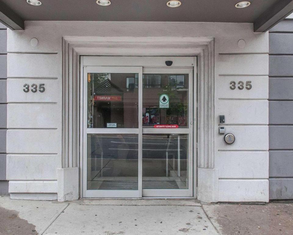 Econo Lodge Inn & Suites Downtown Toronto Eksteriør bilde