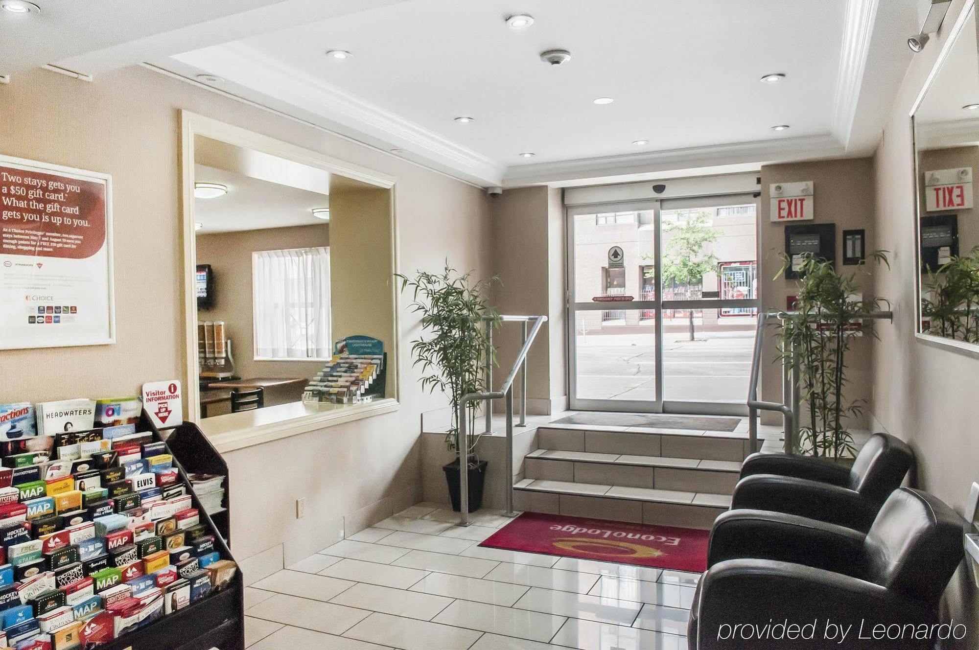 Econo Lodge Inn & Suites Downtown Toronto Eksteriør bilde
